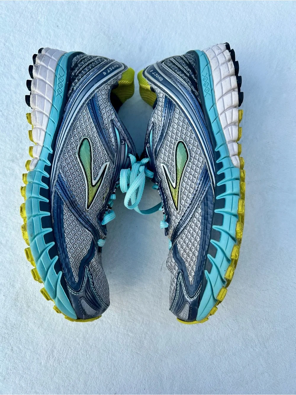 Brooks Ghost 6 Women Blue Yellow White Running Shoe Size 9.5